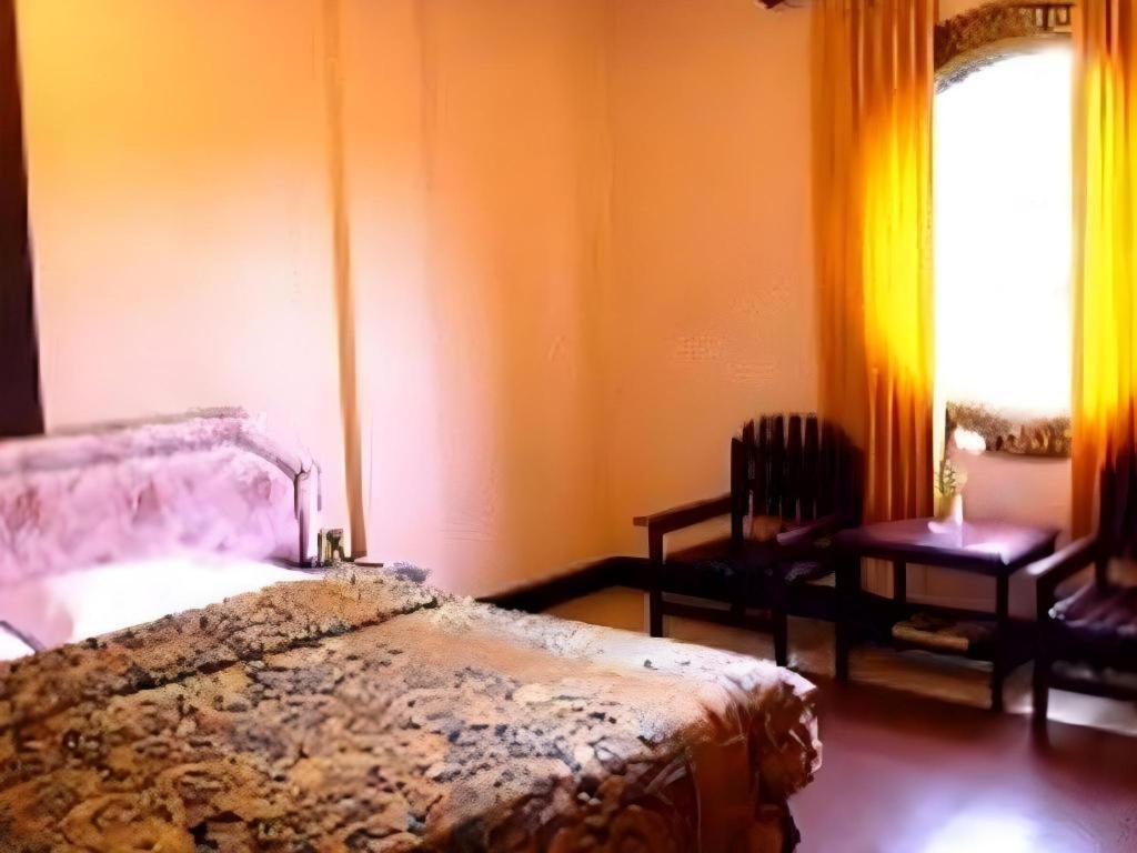 V3 Hotel Surabaya Eksteriør billede